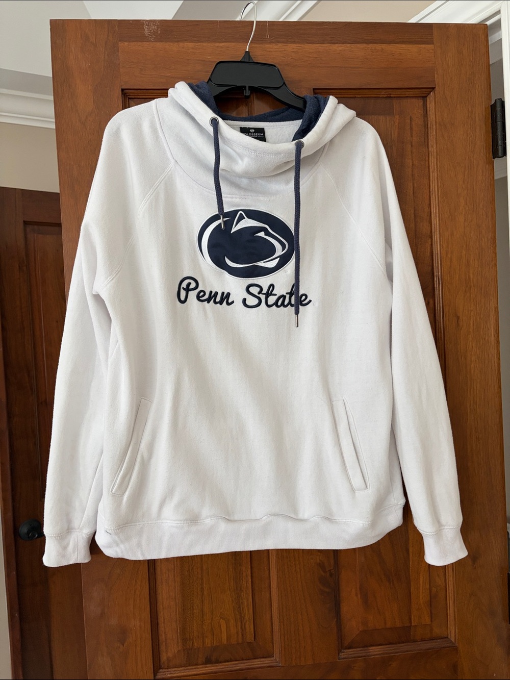 Colosseum White and Navy Penn State Crewneck Sweatshirt